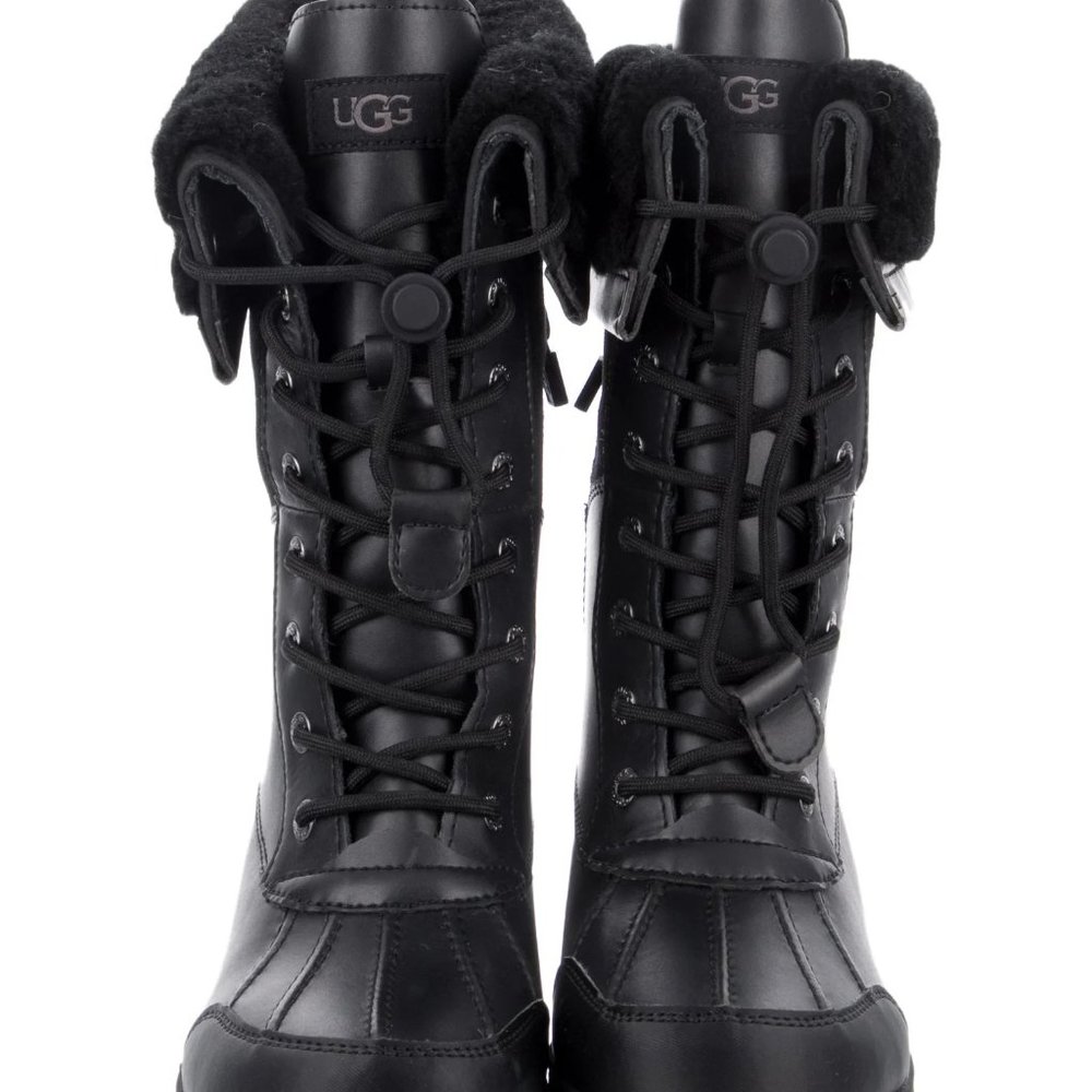 Black Ugg Adirondack boots